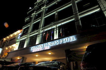 Champs-Elysees Hotel Phnom Penh Exterior foto